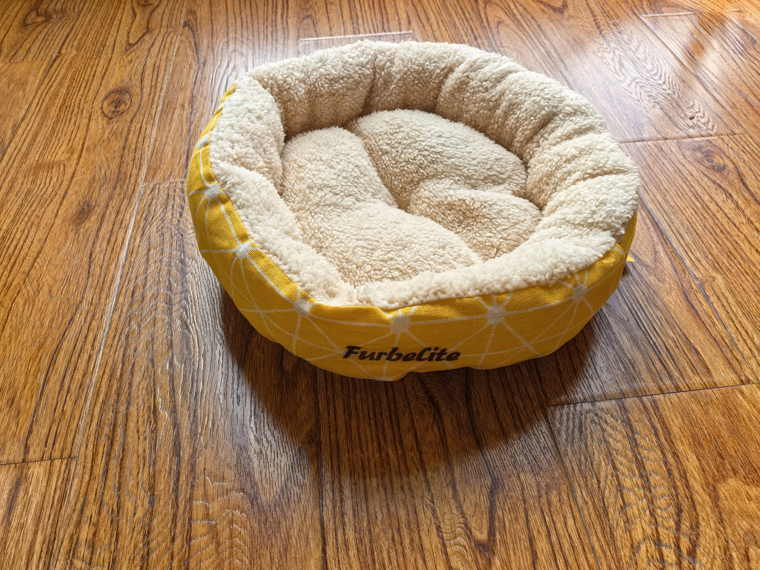 Furbelite Fluffy Round Pet Bed